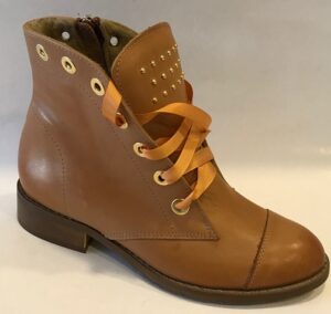 Claudio Dessi csau barna bőr bakancs