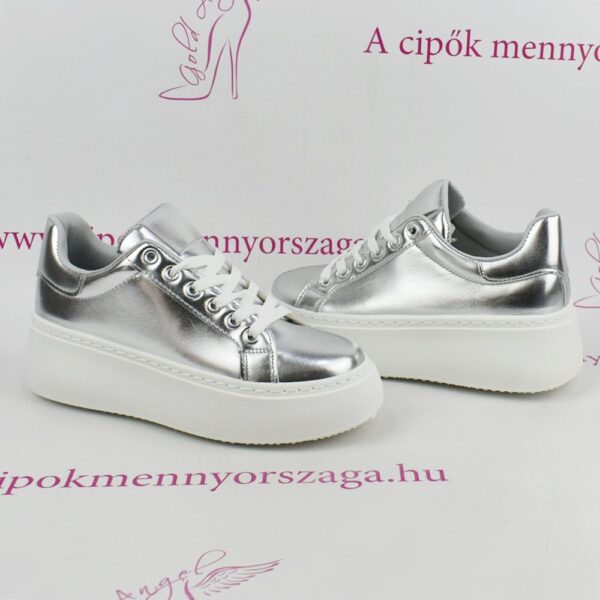 ezüst sportcipő,női ezüst cipő,női ezüst sneaker,női ezüst fűzős cipő,női tavaszi ezüst cipő