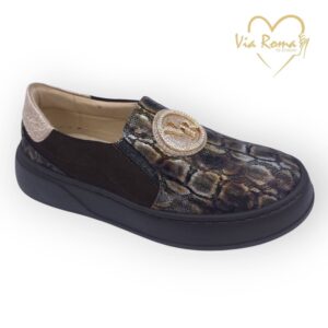 női bőr slip on,női hüllő mintás slip on,női kígyó mintás bőr slip on,női őszi bőr slip on,via roma slip on 8233,női barna slip on