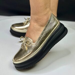 női bőr slip on,női arany slip on,női arany bőr slip on,női tavaszi bőr slip on,via roma arany slip on,via roma bőr cipő,női arany cipő,via roma arany slip on 151 05