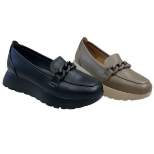 fekete női slip on,női divatos slip on,műbőr slip on,emelt talpú női cipő,női őszi cipő,fekete női cipő,női fekete mokaszin,khaki slip on,női khaki mokaszin,női mokaszin