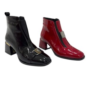 fekete női bokacsizma,női bokacsizma,női kocka sarkú bokacsizma,via roma fekete bokacsizma,női magassarkú bokacsizma. piros női bokacsizma,női bokacsizma,női kocka sarkú bokacsizma,via roma piros bokacsizma,női magassarkú bokacsizma.