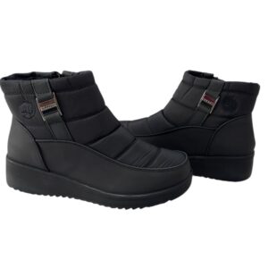 női fekete emelt talpú bokacsizma,fekete csizma,fekete női csizma,fekete női bokacsizma,női bokacsizma,bélelt női bokacsizma,női műbőr bokacsizma,fekete slip on bokacsizma