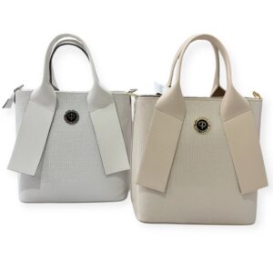 női ezüst kézitáska,prestige ezüst kézitáska,női gyöngyház kézitáska.női gyöngyház kézitáska,prestige ekrü kézitáska,prestige ekrü kézitáska